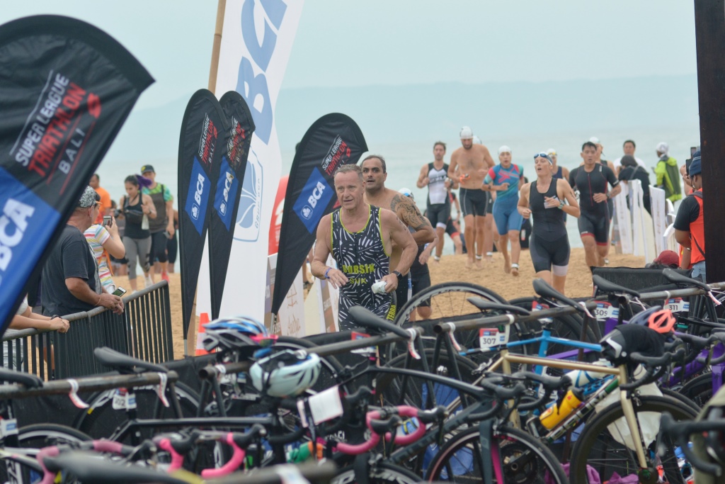 Semarak Ajang Olahraga Internasional, Lebih Dari 2.500 Peserta Antusias Ikuti BCA Super League Triathlon 2019